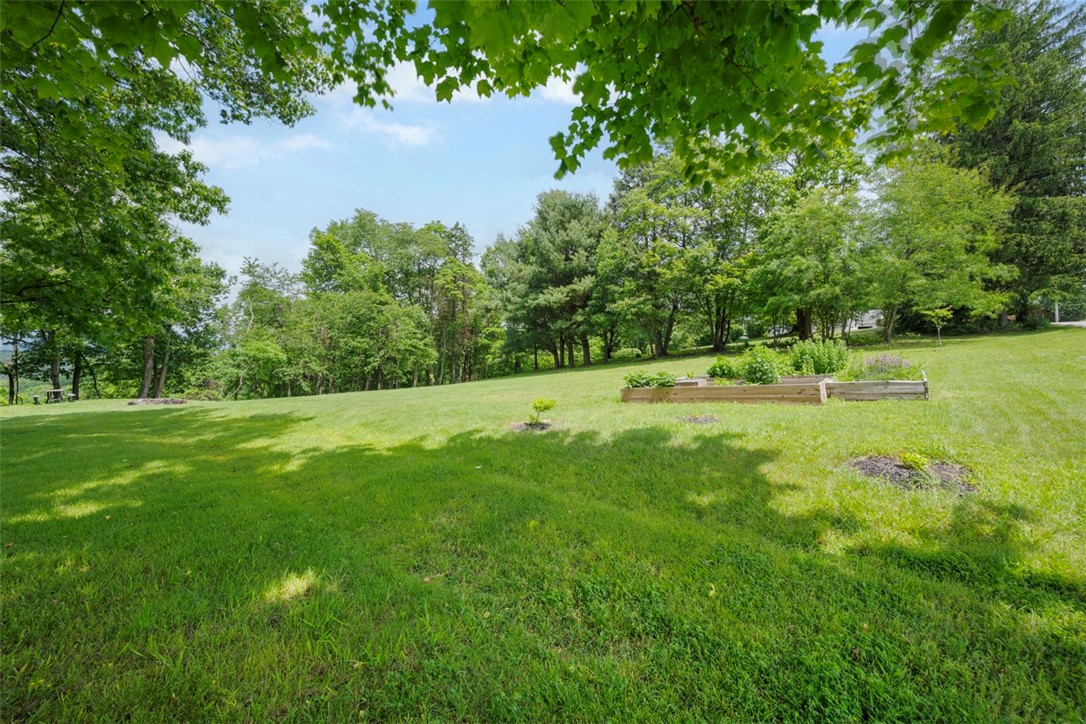 3846 Green Garden Rd
