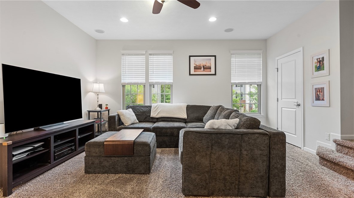 122 Arbor Trail Dr
