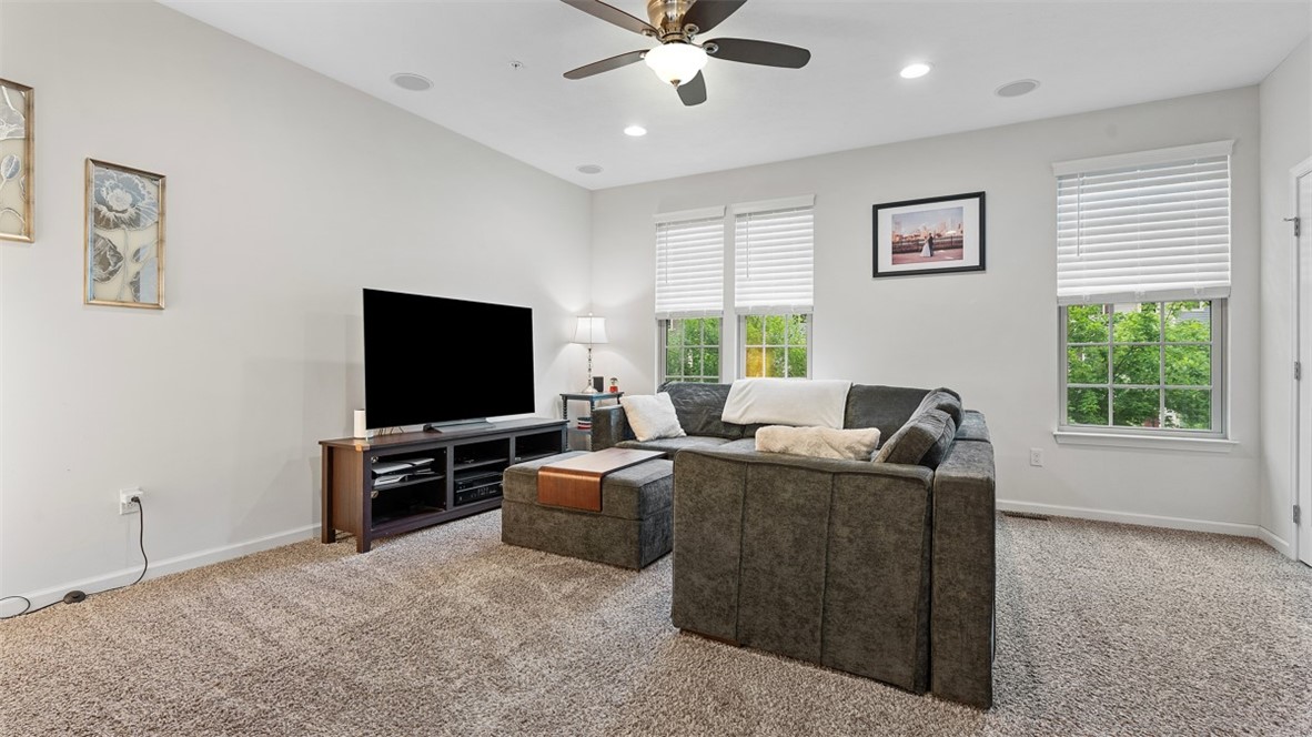 122 Arbor Trail Dr