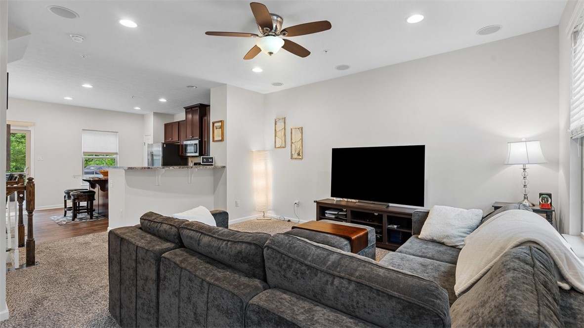 122 Arbor Trail Dr