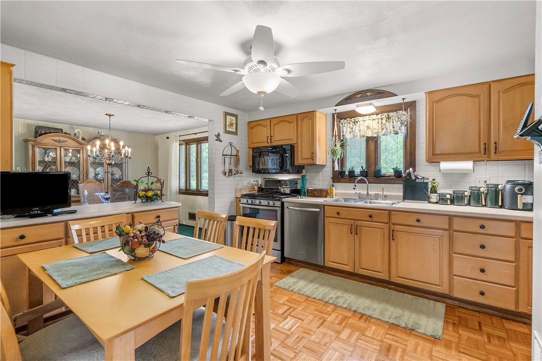 1031 Fiddleback Dr