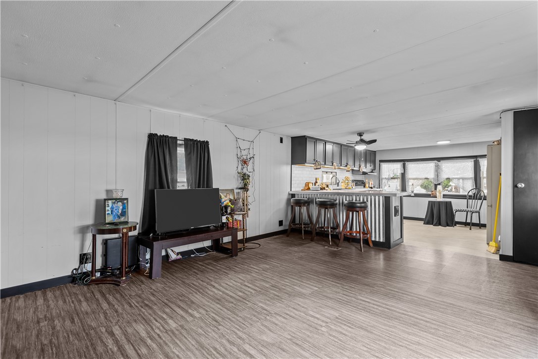 17 Sheryl Dr