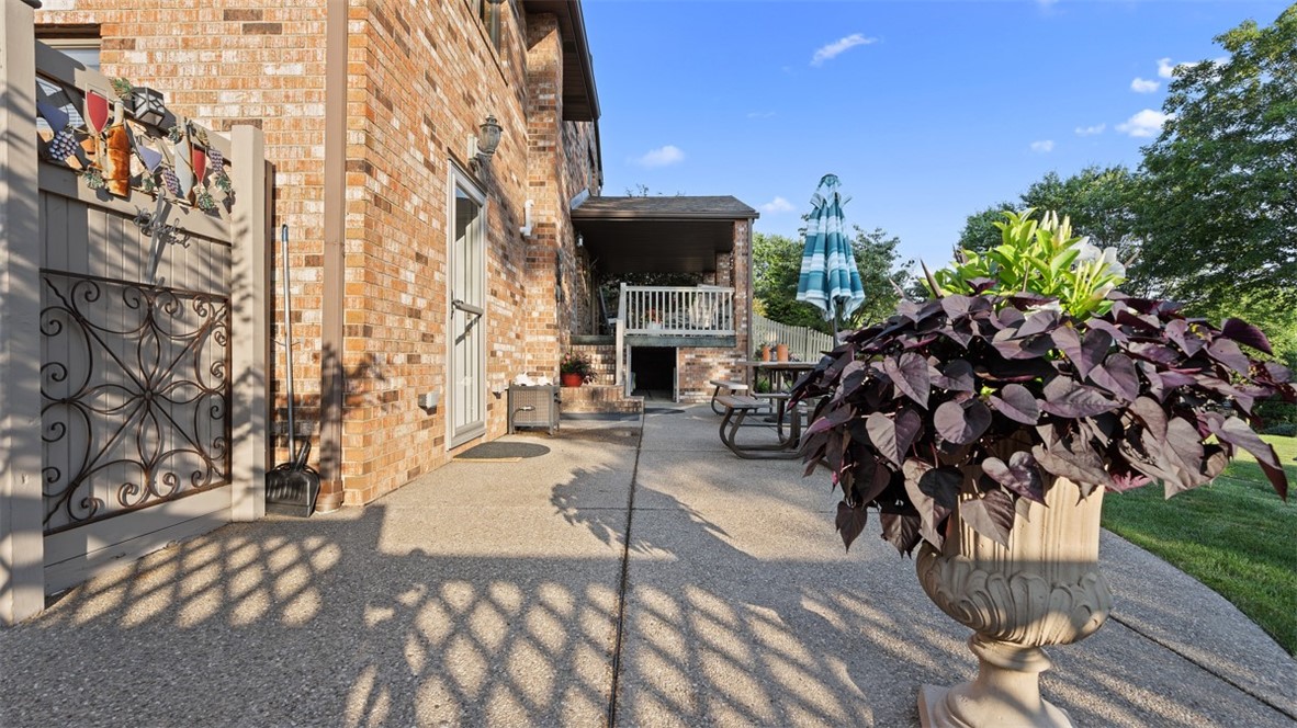 11 Sunnycrest Drive