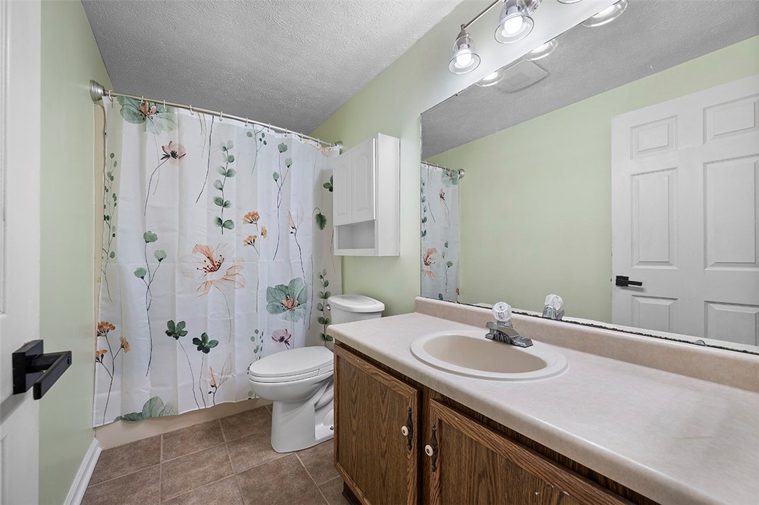 2522 Hawthorne Dr