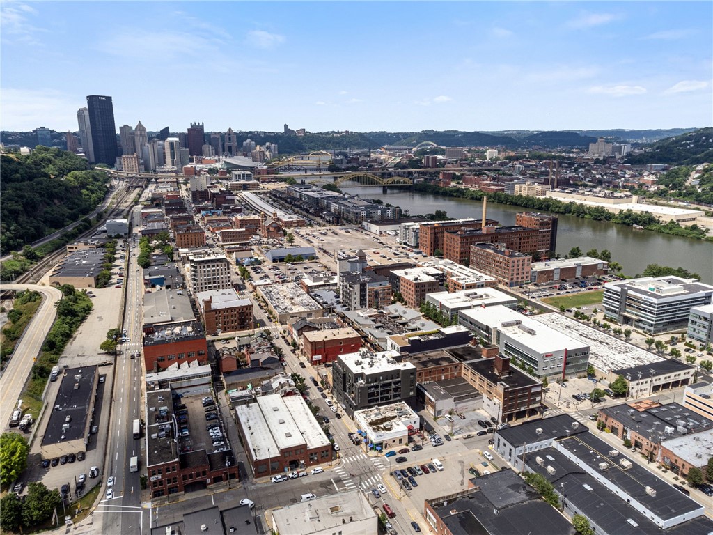 2545 Penn Avenue 504
