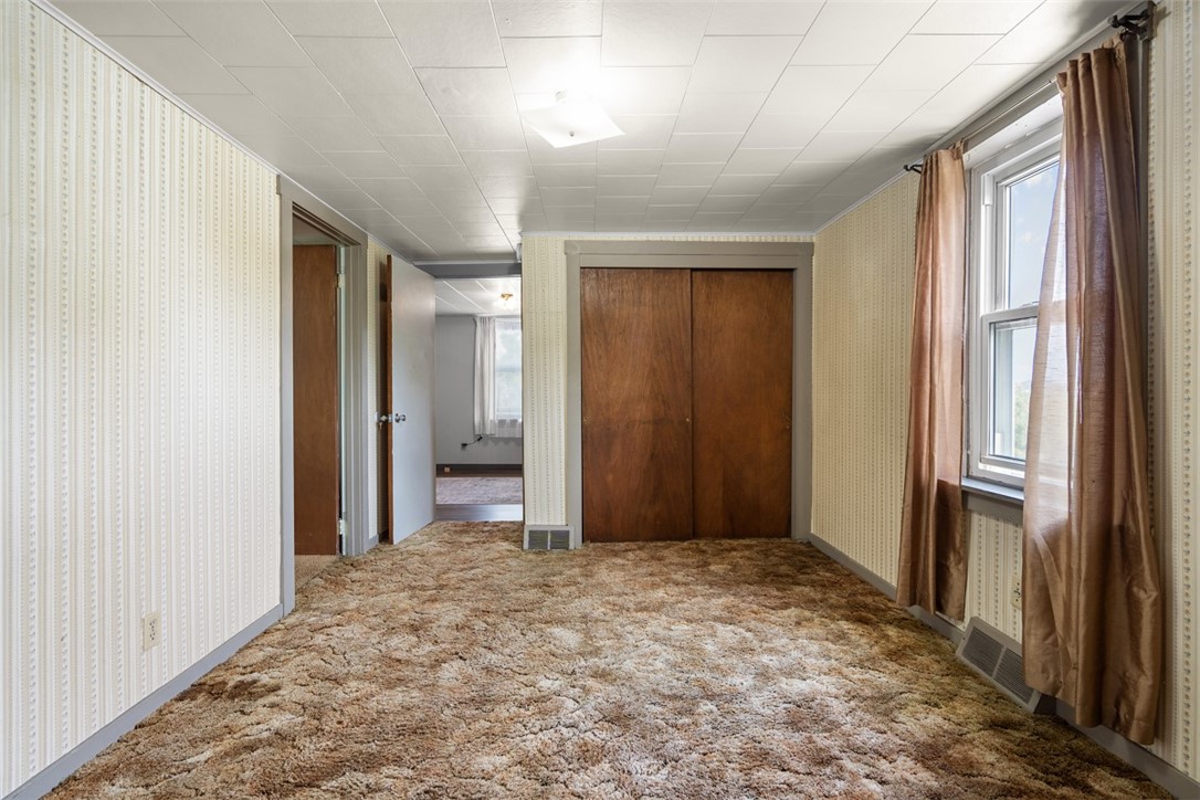1201 Oakridge Rd