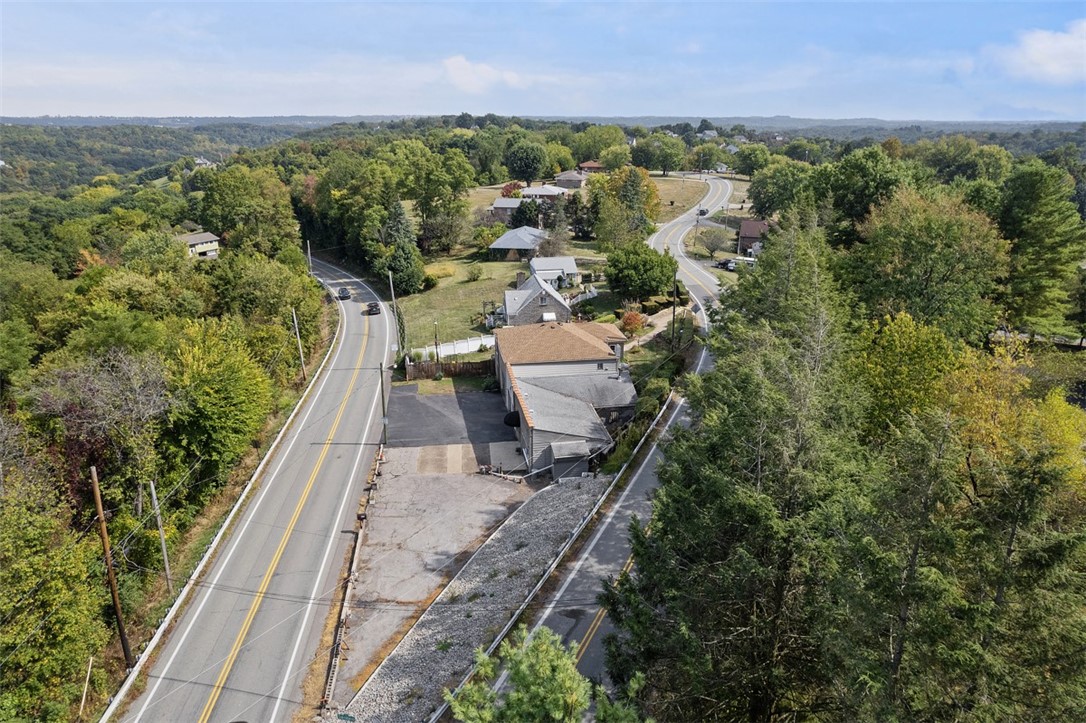 1201 Oakridge Rd