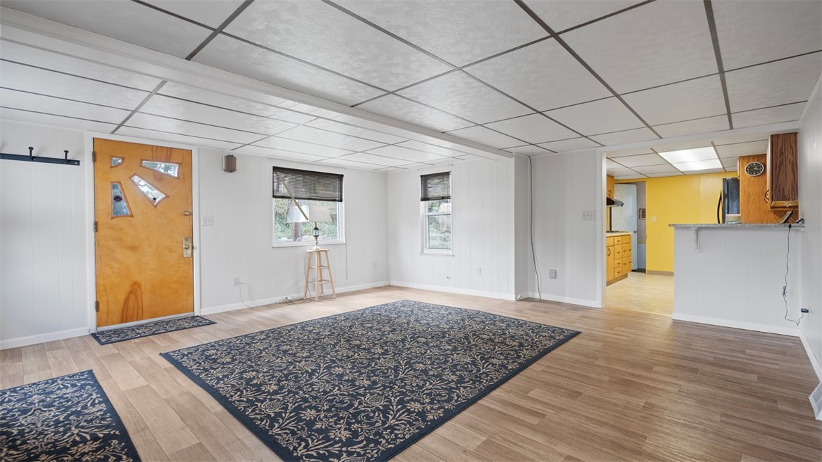 1201 Oakridge Rd