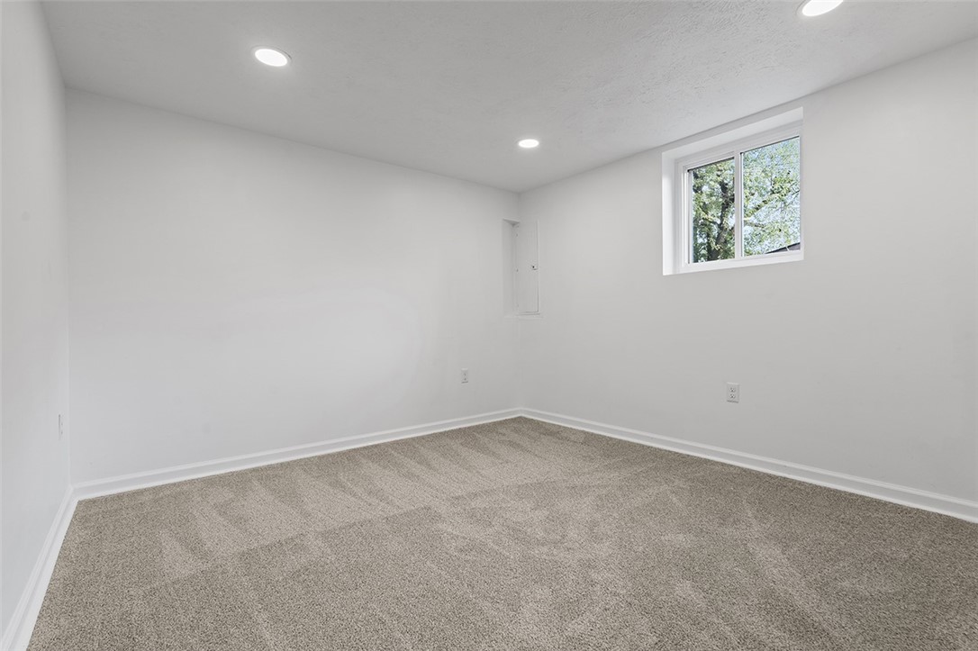 302 Mckinney Dr