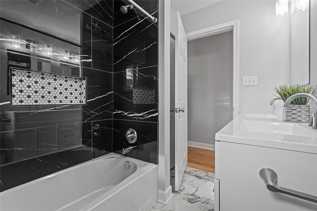 302 Mckinney Dr