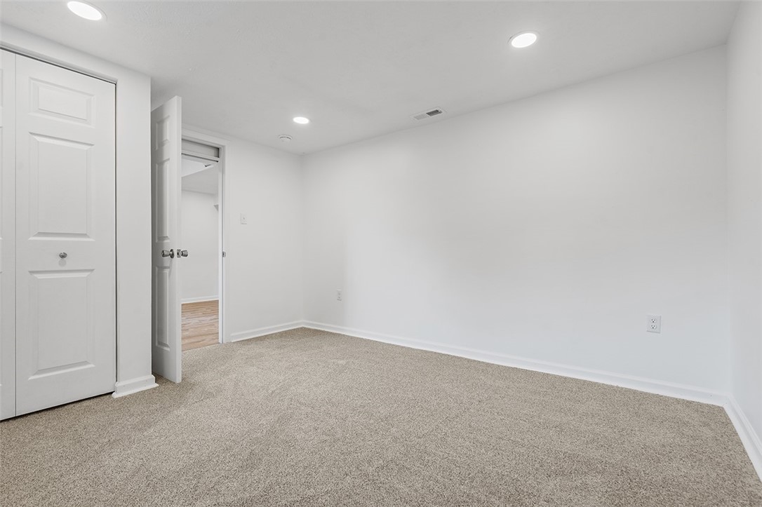 302 Mckinney Dr