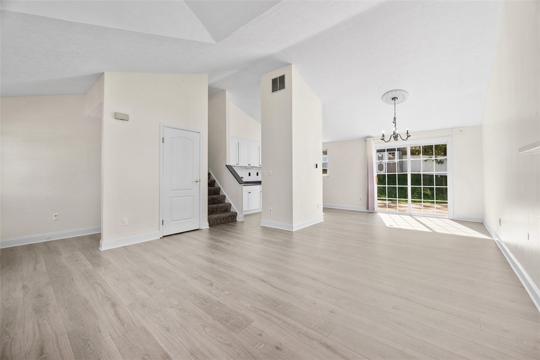 768 Greenhaven Dr