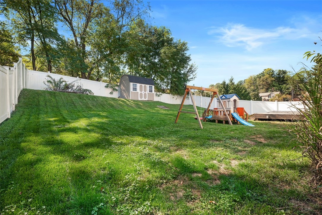 768 Greenhaven Dr