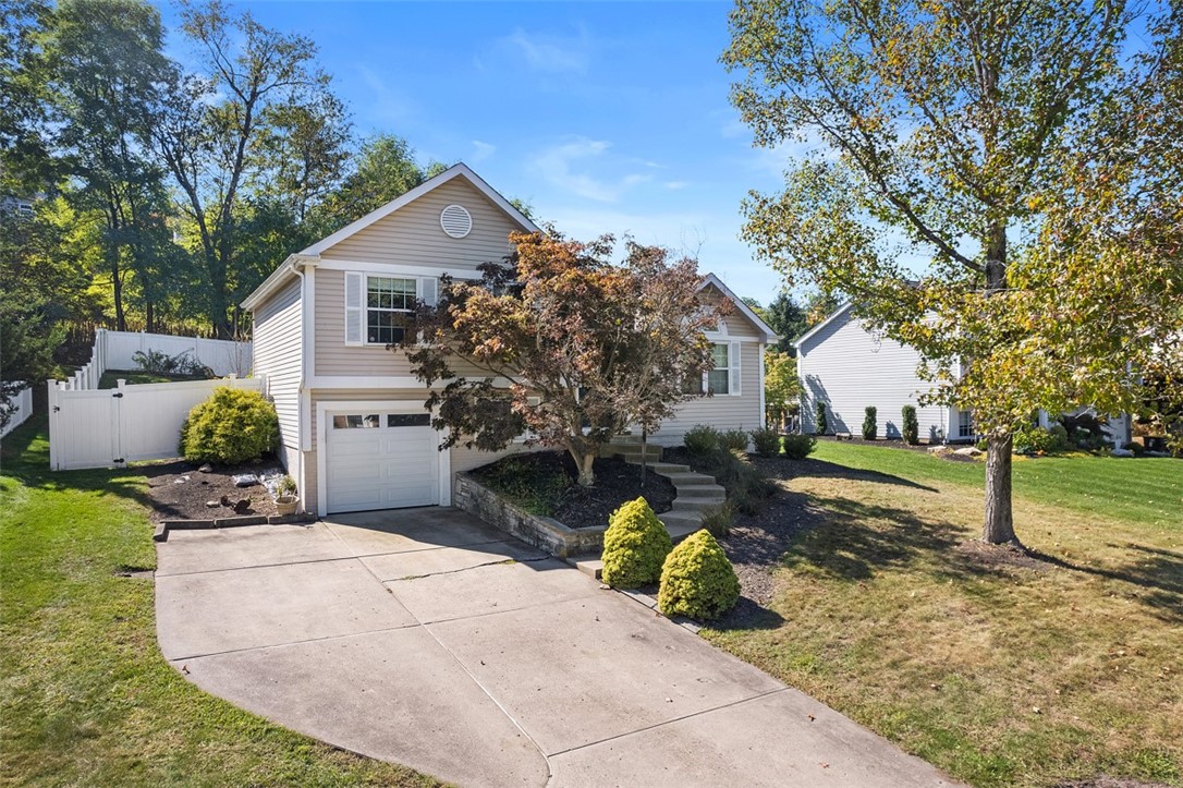 768 Greenhaven Dr