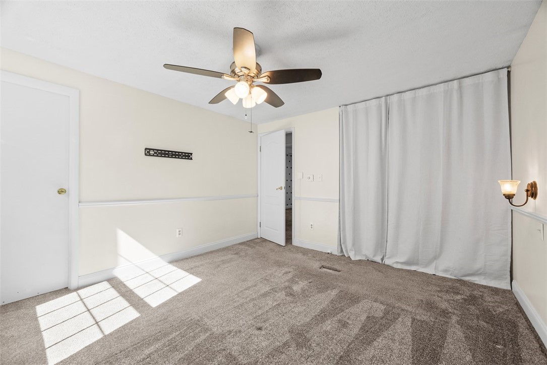768 Greenhaven Dr