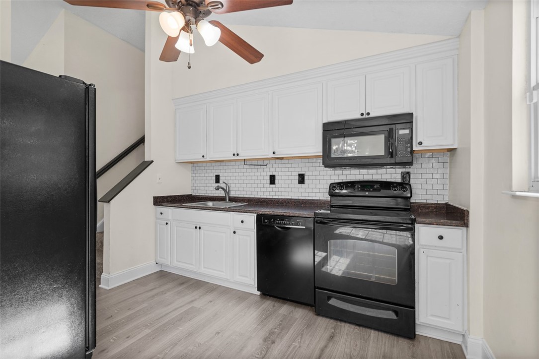 768 Greenhaven Dr