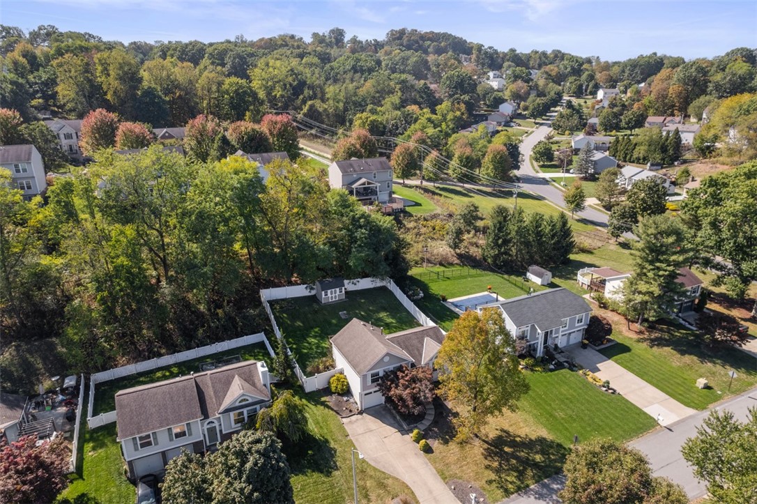 768 Greenhaven Dr