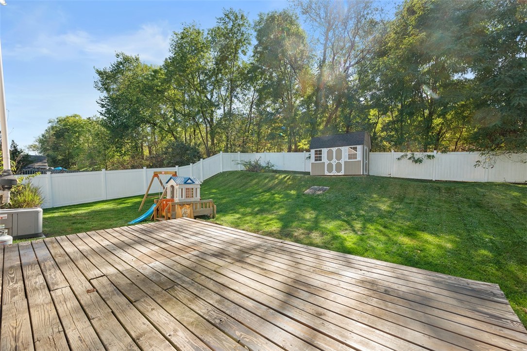 768 Greenhaven Dr