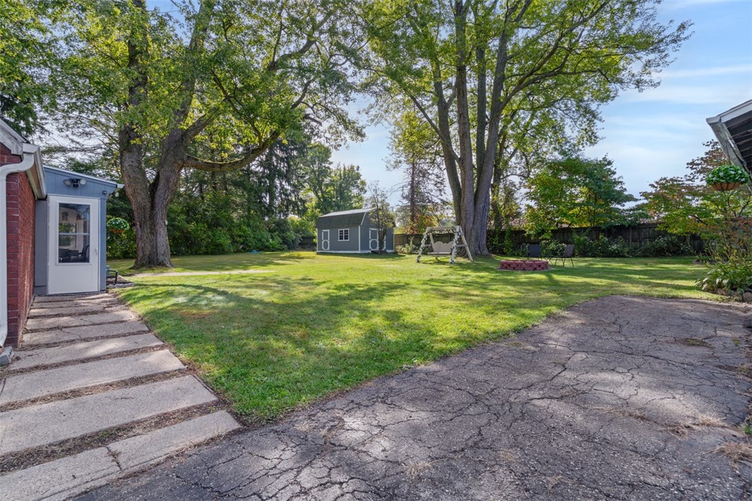 3855 Tuscarawas Rd