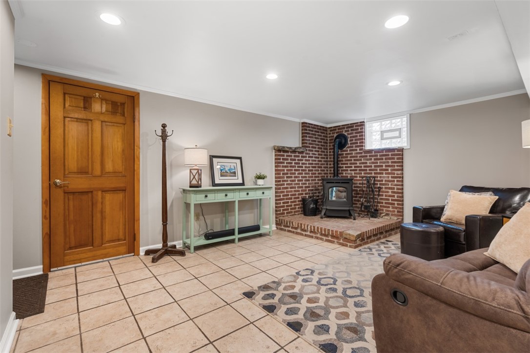 500 Hiland Ave
