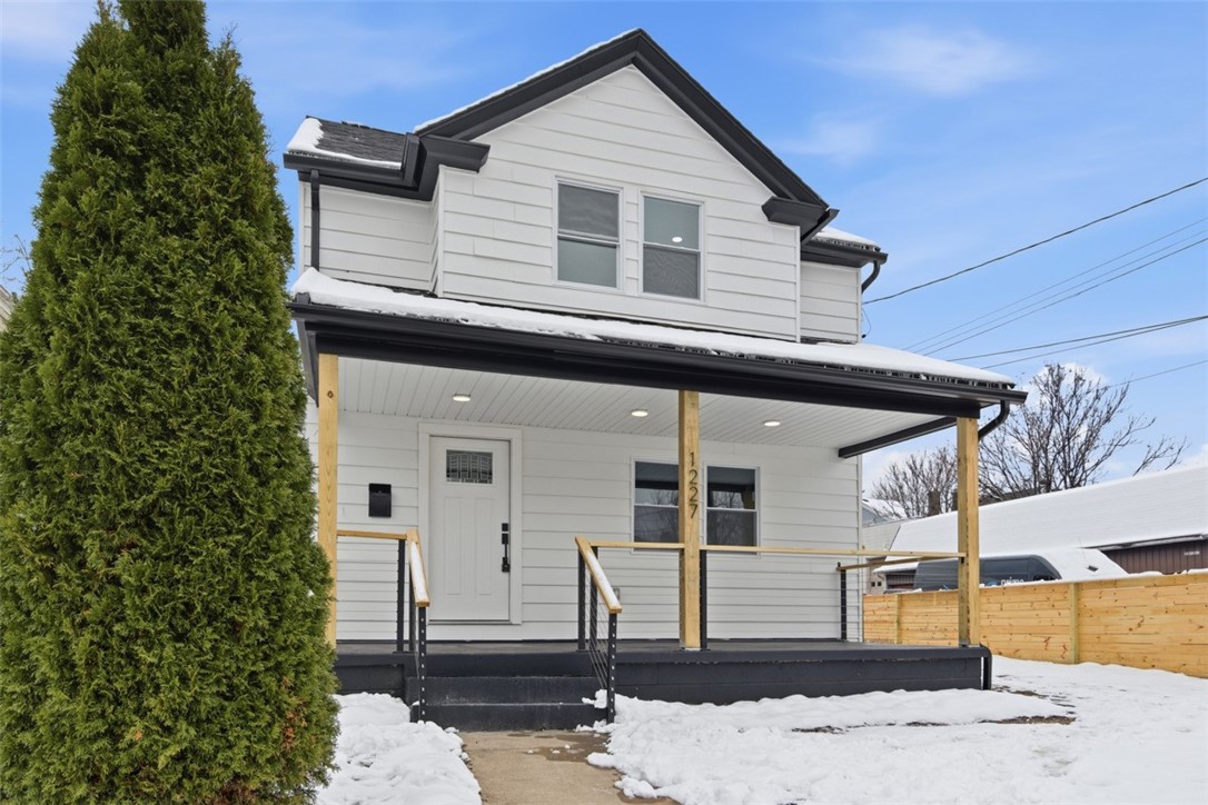 1227 Mcminn St
