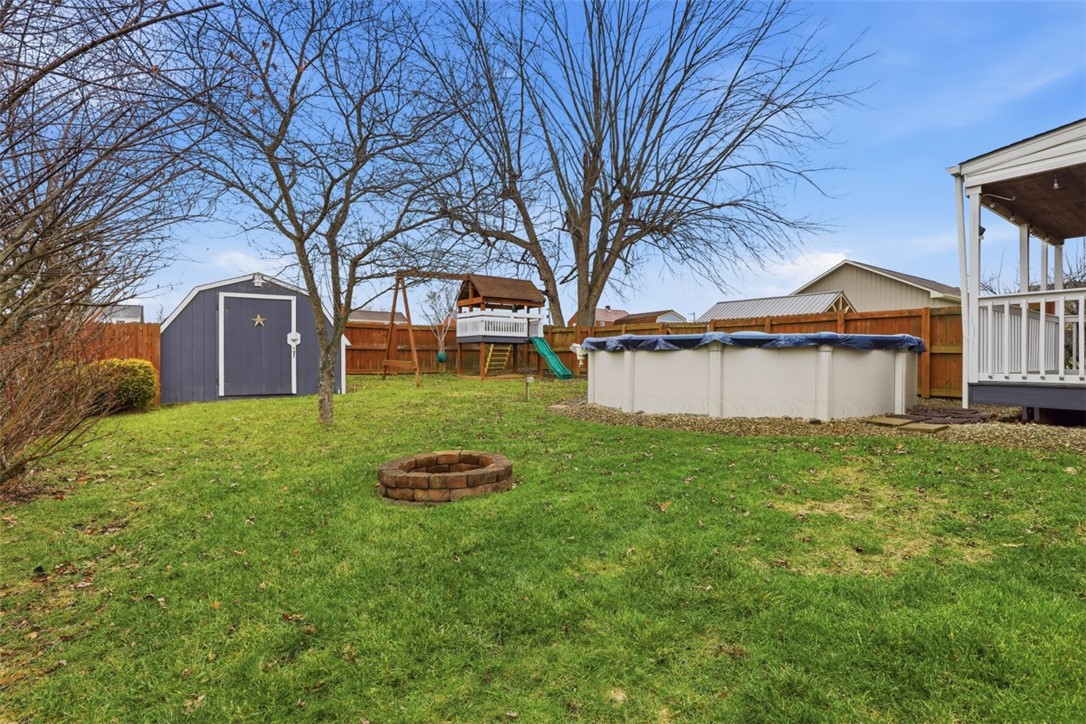 702 Hemlock Dr