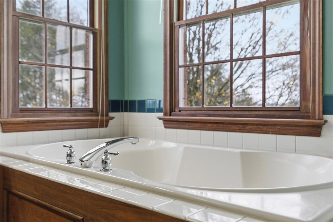 370 Cobblestone Cir