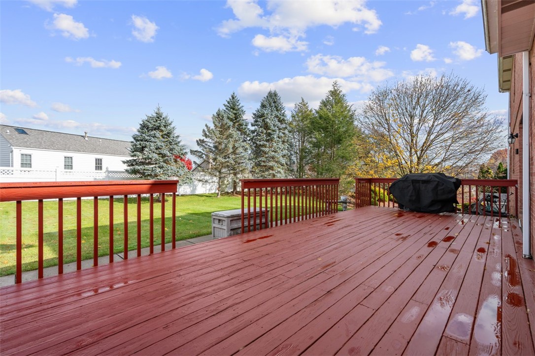 370 Cobblestone Cir