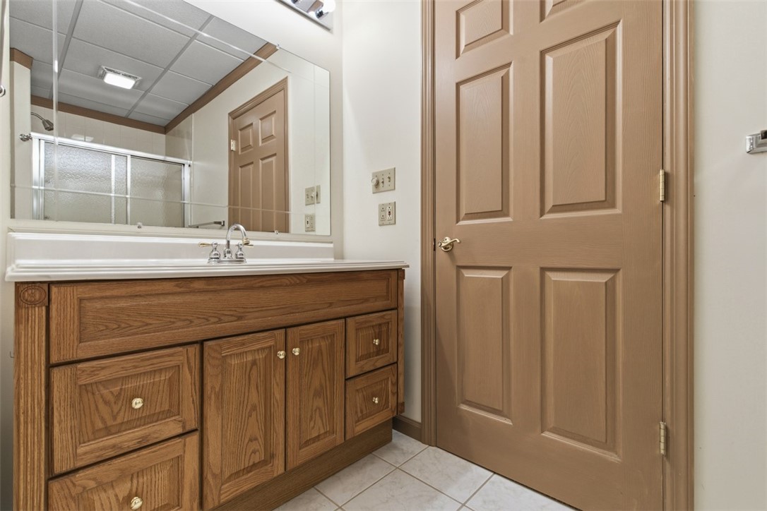370 Cobblestone Cir