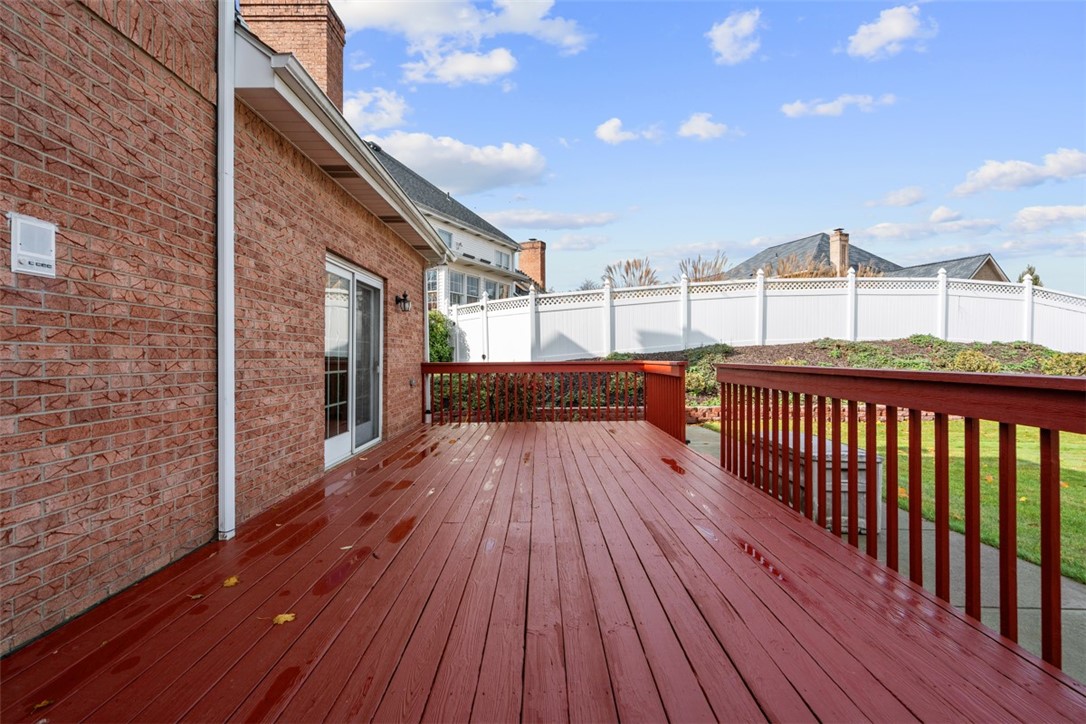 370 Cobblestone Cir