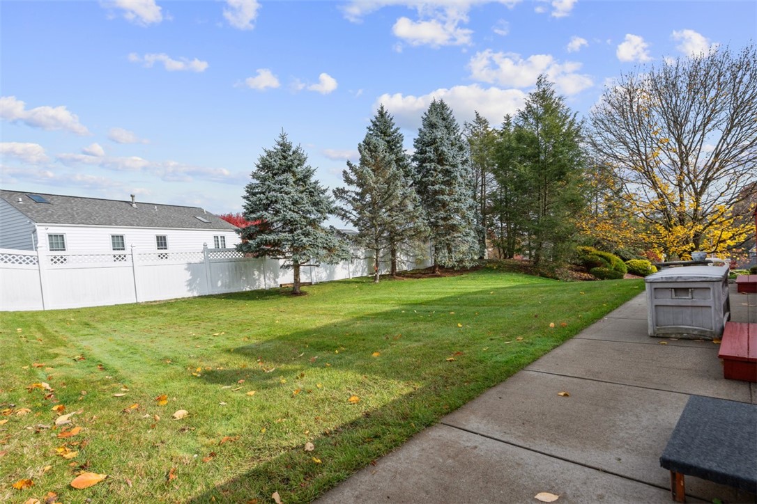 370 Cobblestone Cir
