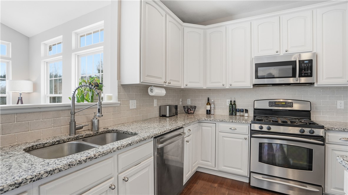 114 Tanglewood Dr