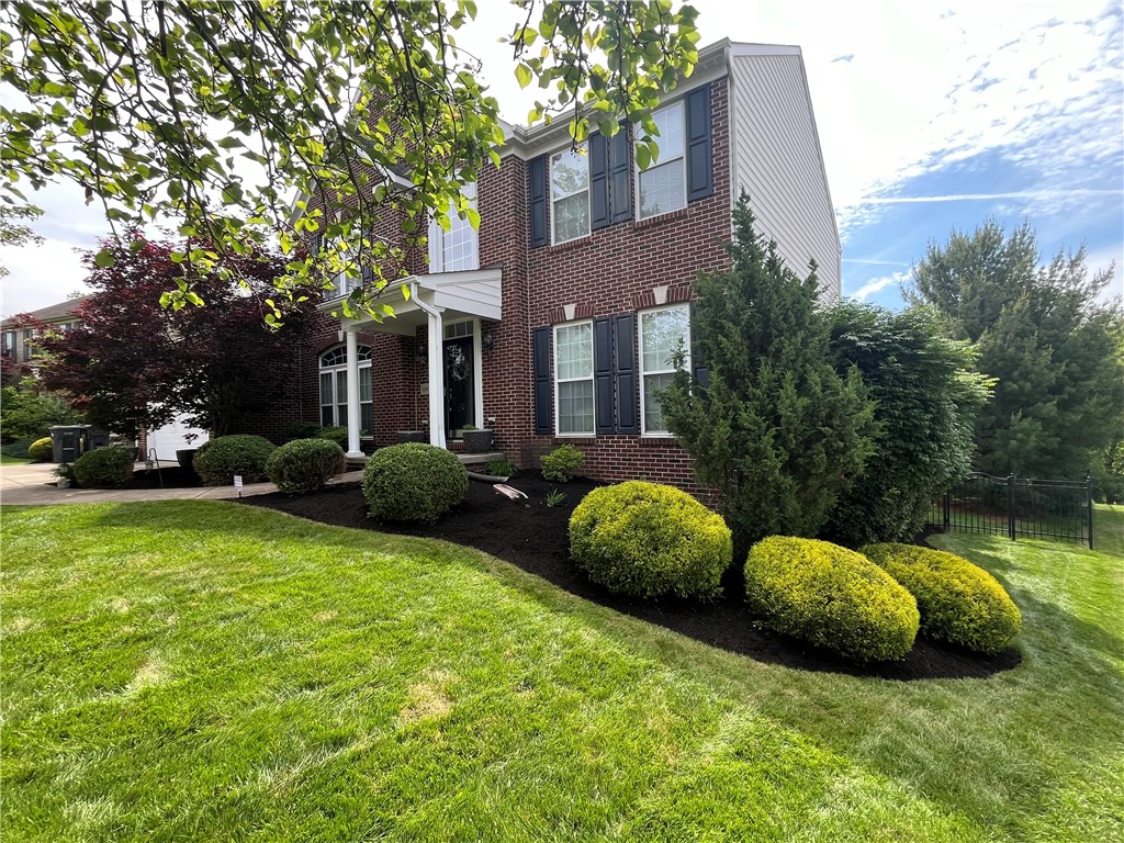 114 Tanglewood Dr