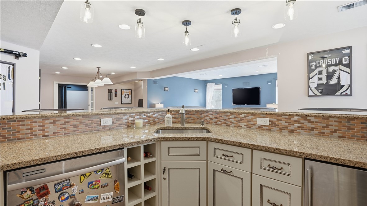 114 Tanglewood Dr