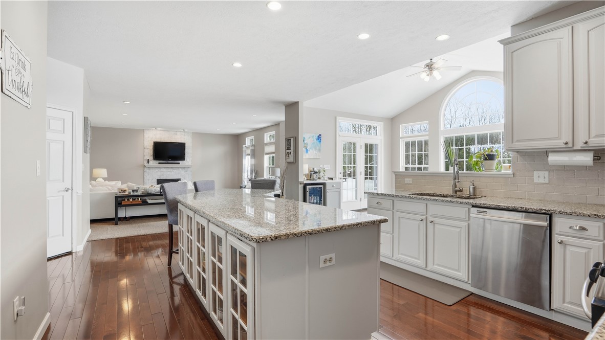 114 Tanglewood Dr
