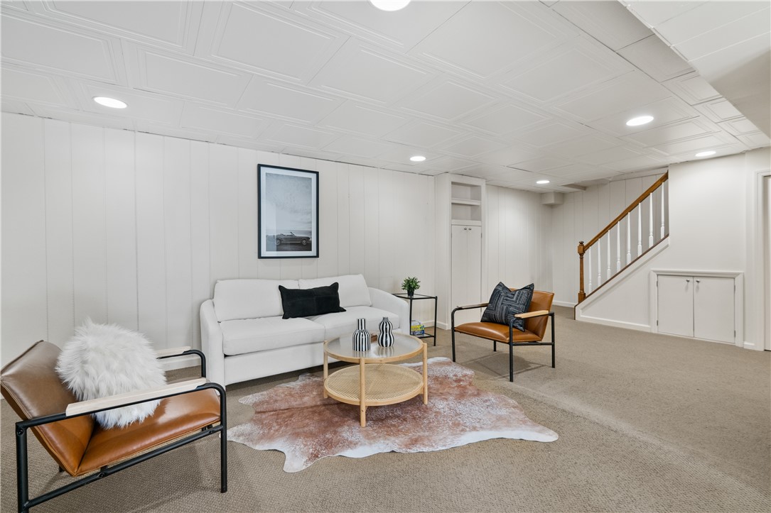 120 Mallard Dr