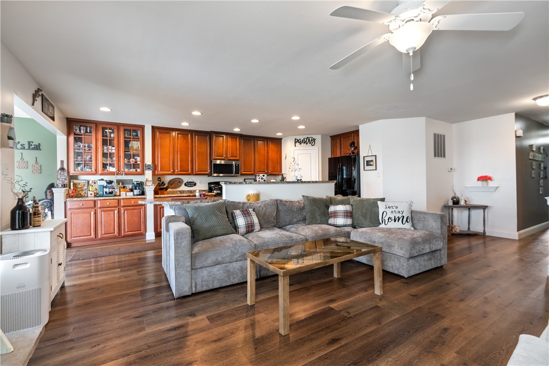 1108 Raymond Dr