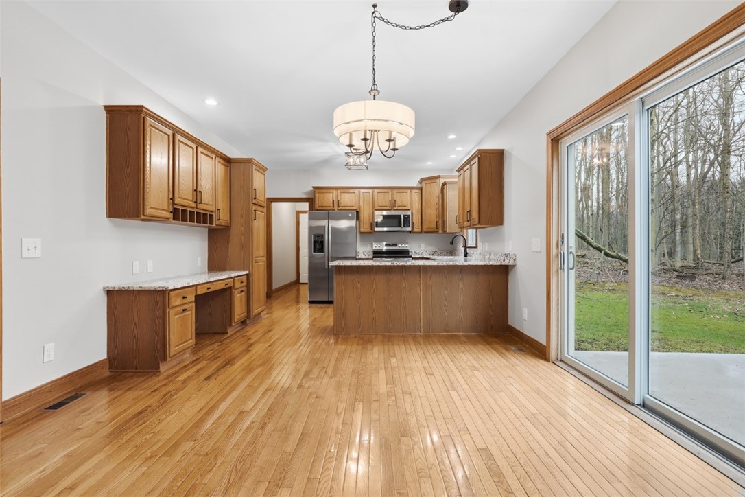 5653 Meridian Rd
