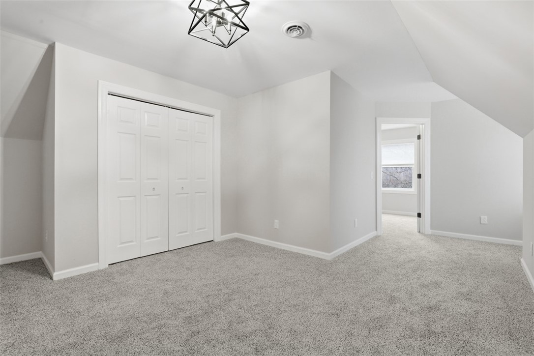 5653 Meridian Rd
