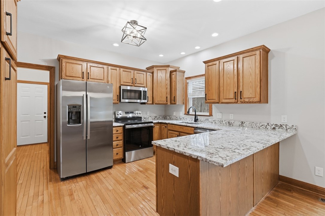 5653 Meridian Rd