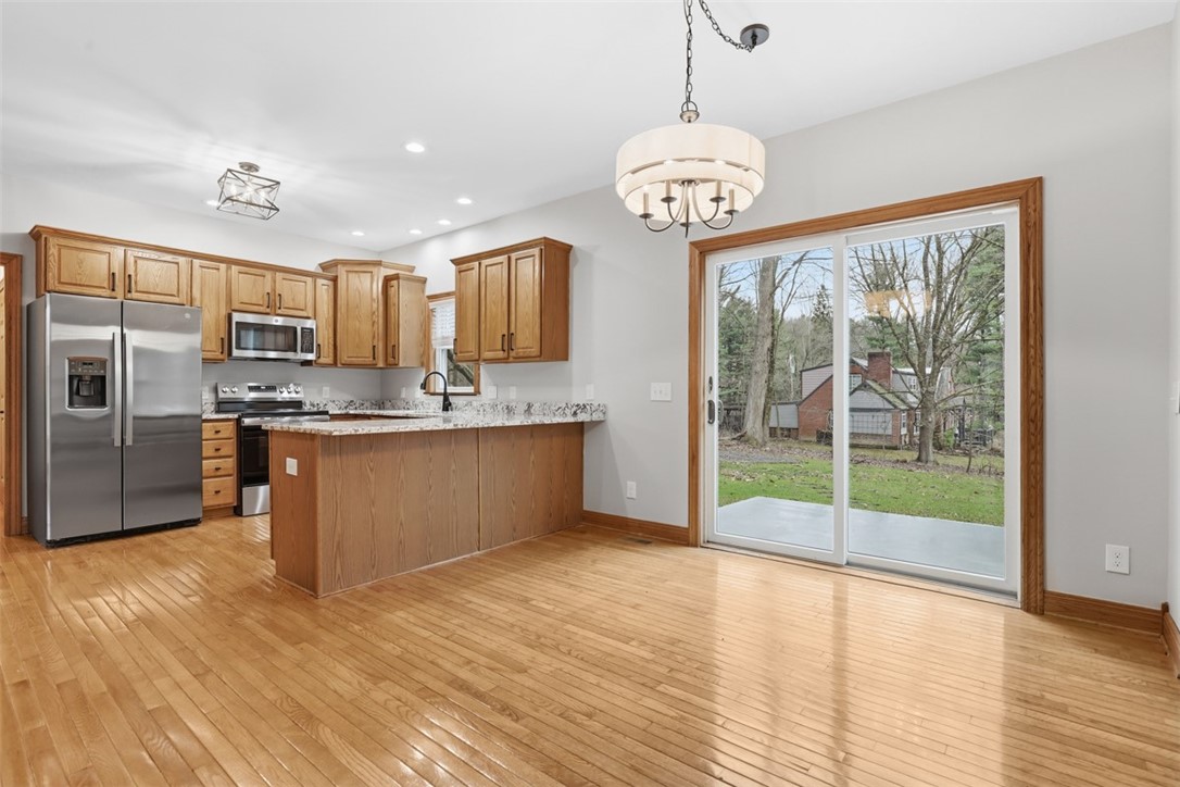 5653 Meridian Rd
