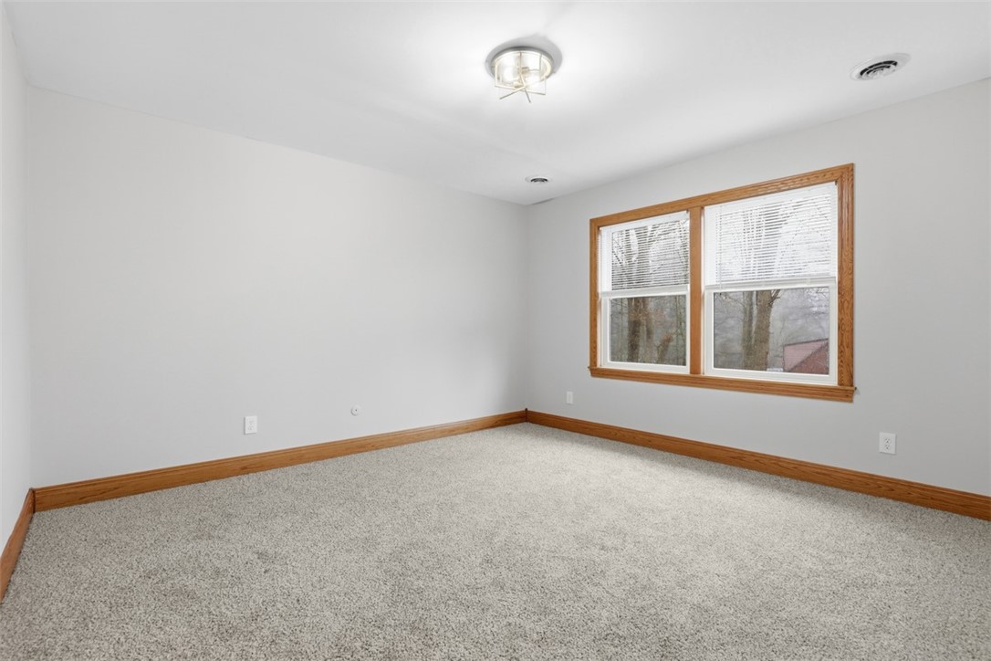 5653 Meridian Rd