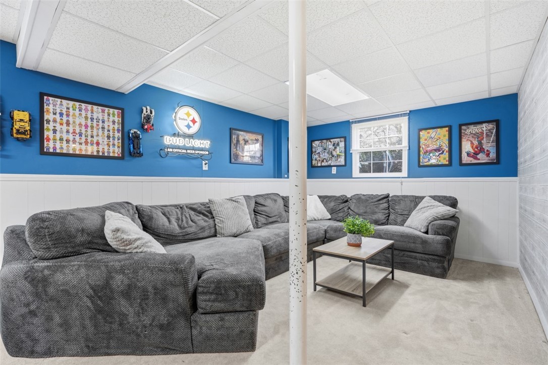 129 Scottsdale Dr
