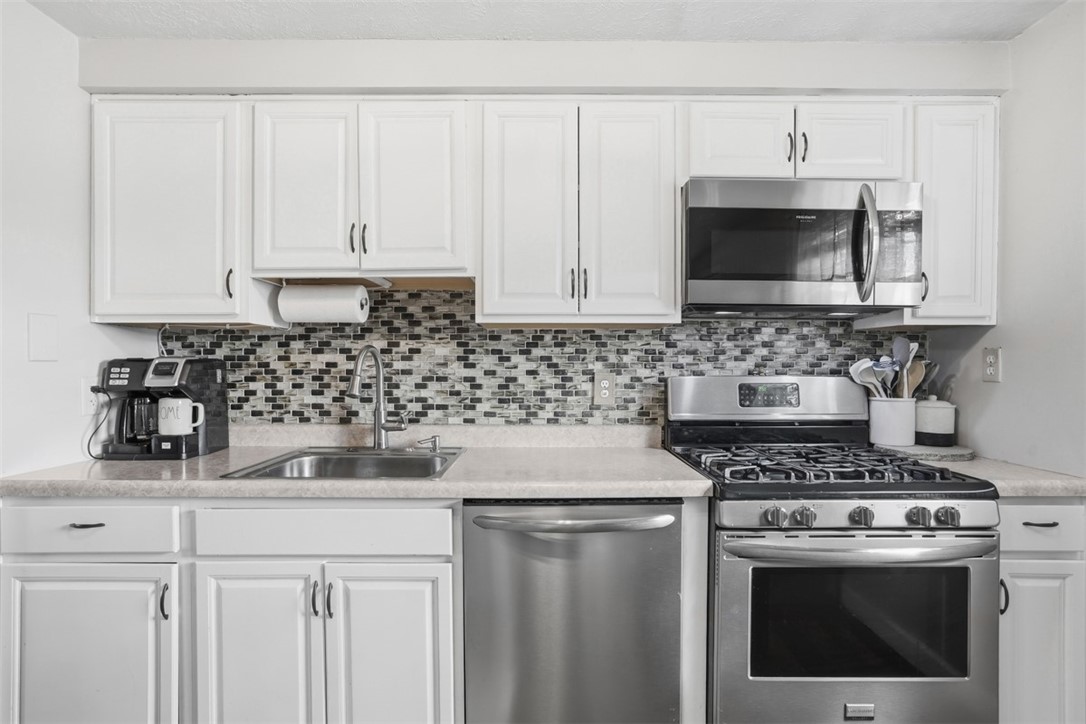 129 Scottsdale Dr