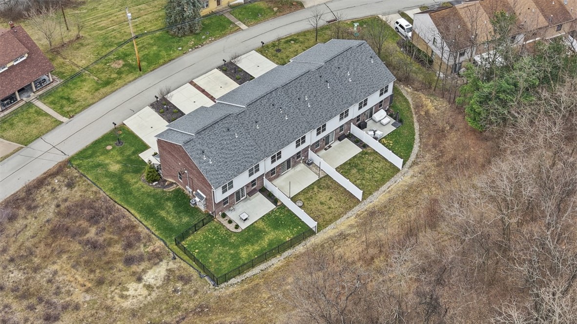 2339 Old Greentree Rd