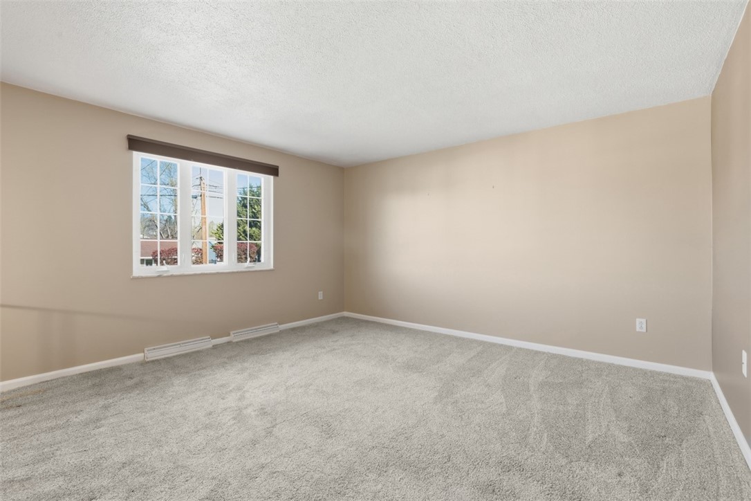 114 Lycoming Dr