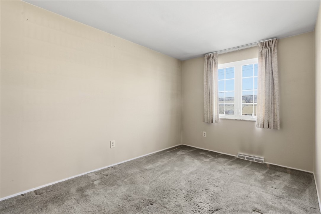 114 Lycoming Dr