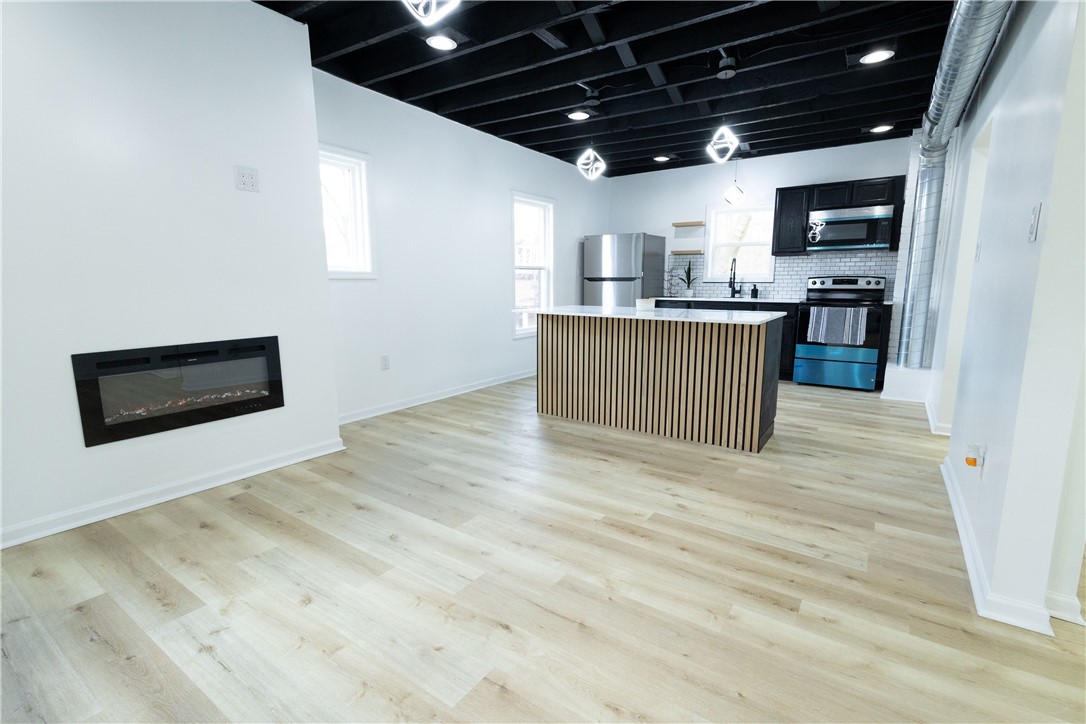 143 Orchard St