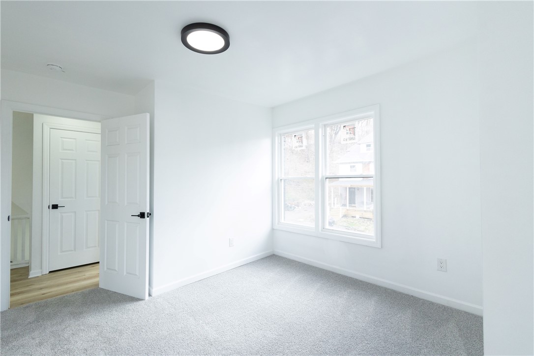143 Orchard St