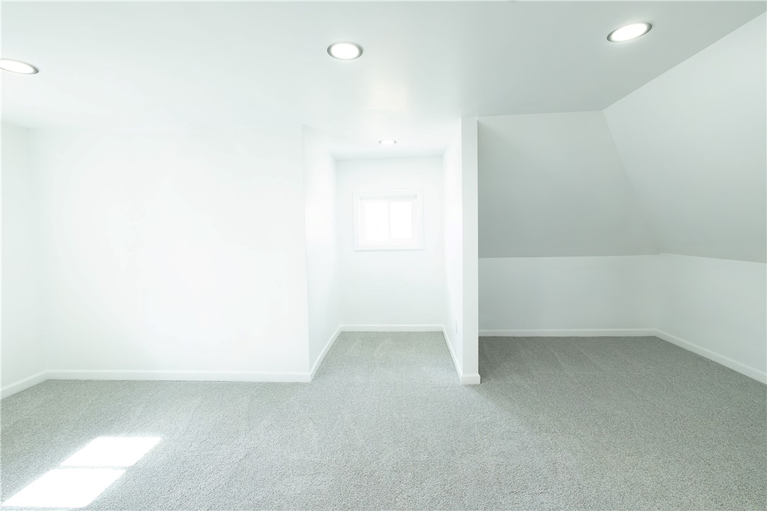 143 Orchard St